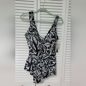 Maxine of Hollywood Women's Swimsuit